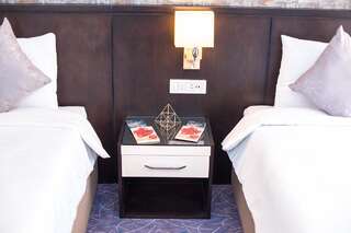 Отель Parkway Inn Hotel & Spa Баку Стандартный двухместный номер с 2 отдельными кроватями-2