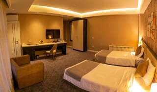 Отель Parkway Inn Hotel & Spa Баку Стандартный двухместный номер с 2 отдельными кроватями-6